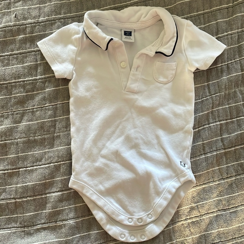 JANIE AND JACK white bodysuit polo 3-6 months
